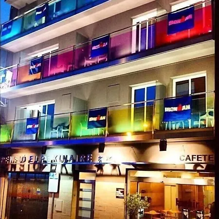 Nocleg ze śniadaniem El Pekinaire Calella