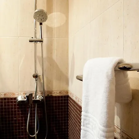 El Pekinaire 2* Calella