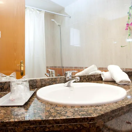 El Pekinaire 4*