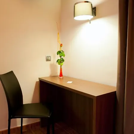 El Pekinaire 4*